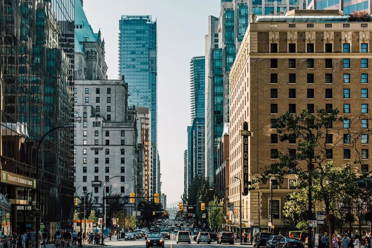 Robson Street Shopping near Pinnacle Hotel Harbourfront in downtown Vancouver